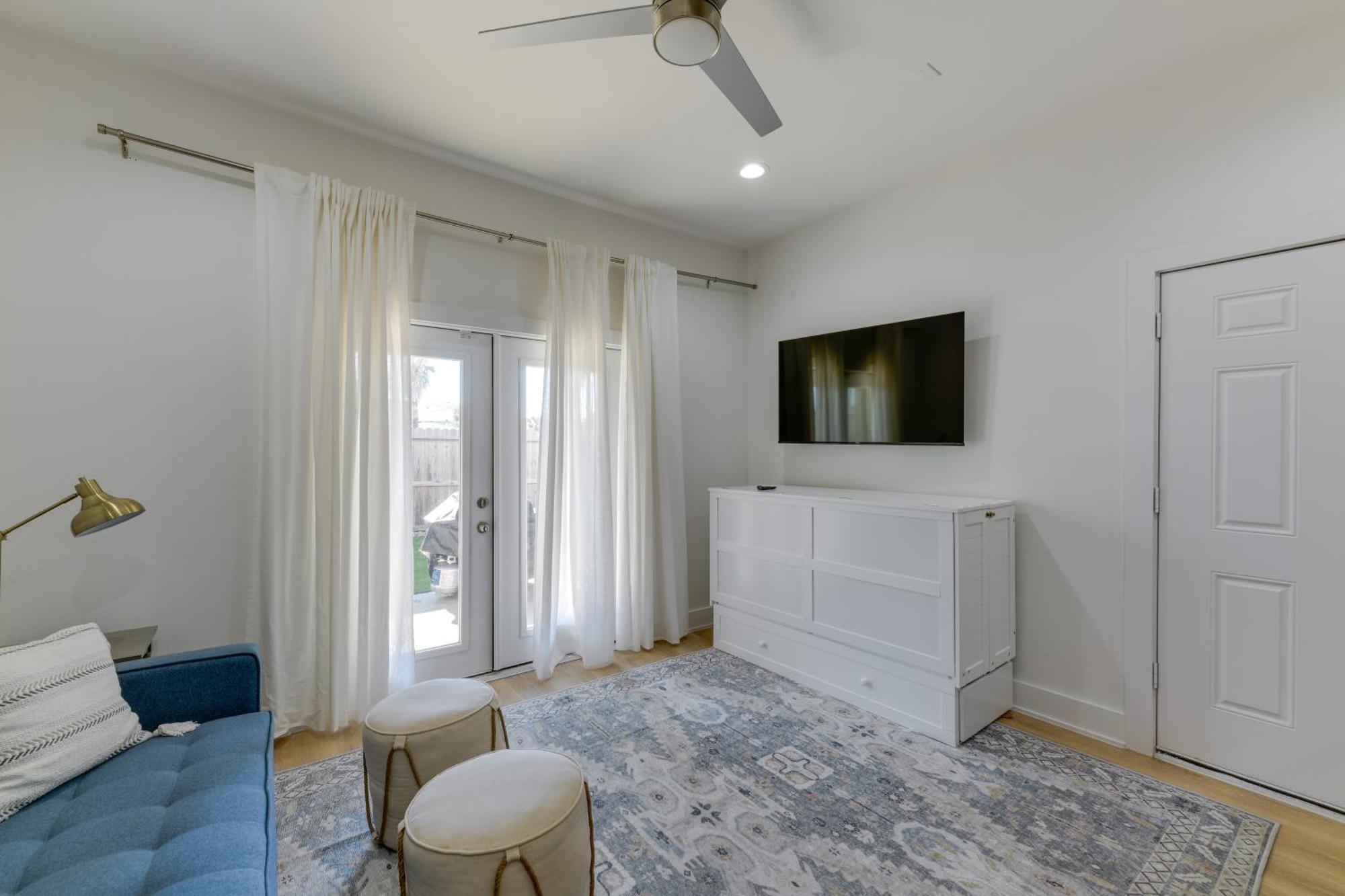 Trendy Port Aransas Home With Private Pool And Deck! Bagian luar foto